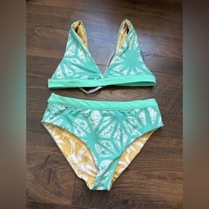 Seea Girls Reversible Matching Bikini (Size 14)